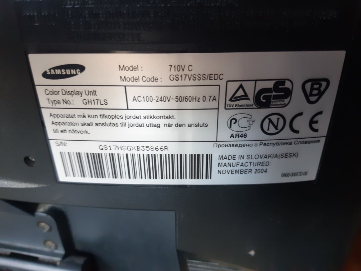 Продам монитор Samsung Sync Master 710v.