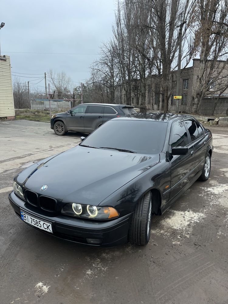 Продам BMW e39 2.8