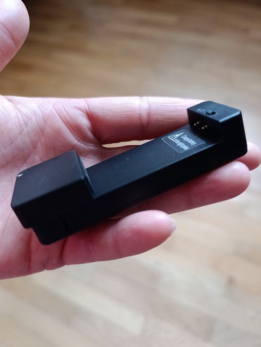 Ładowarka baterii do WSZYSTKICH telefonów komórkowych DC