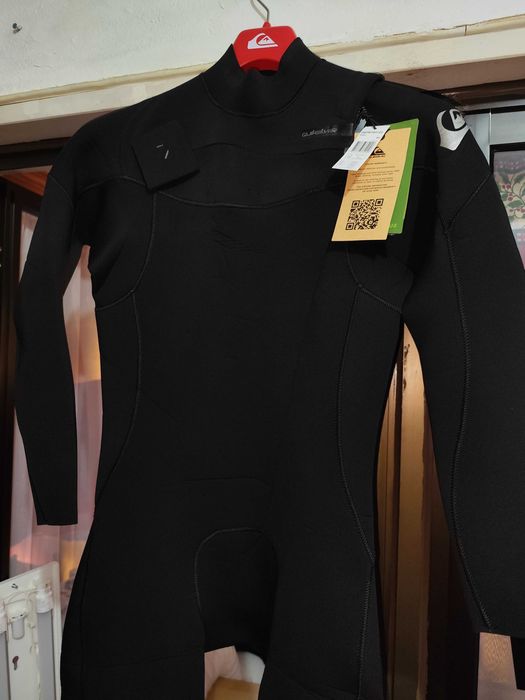 Fato Surf Quiksilver NOVO