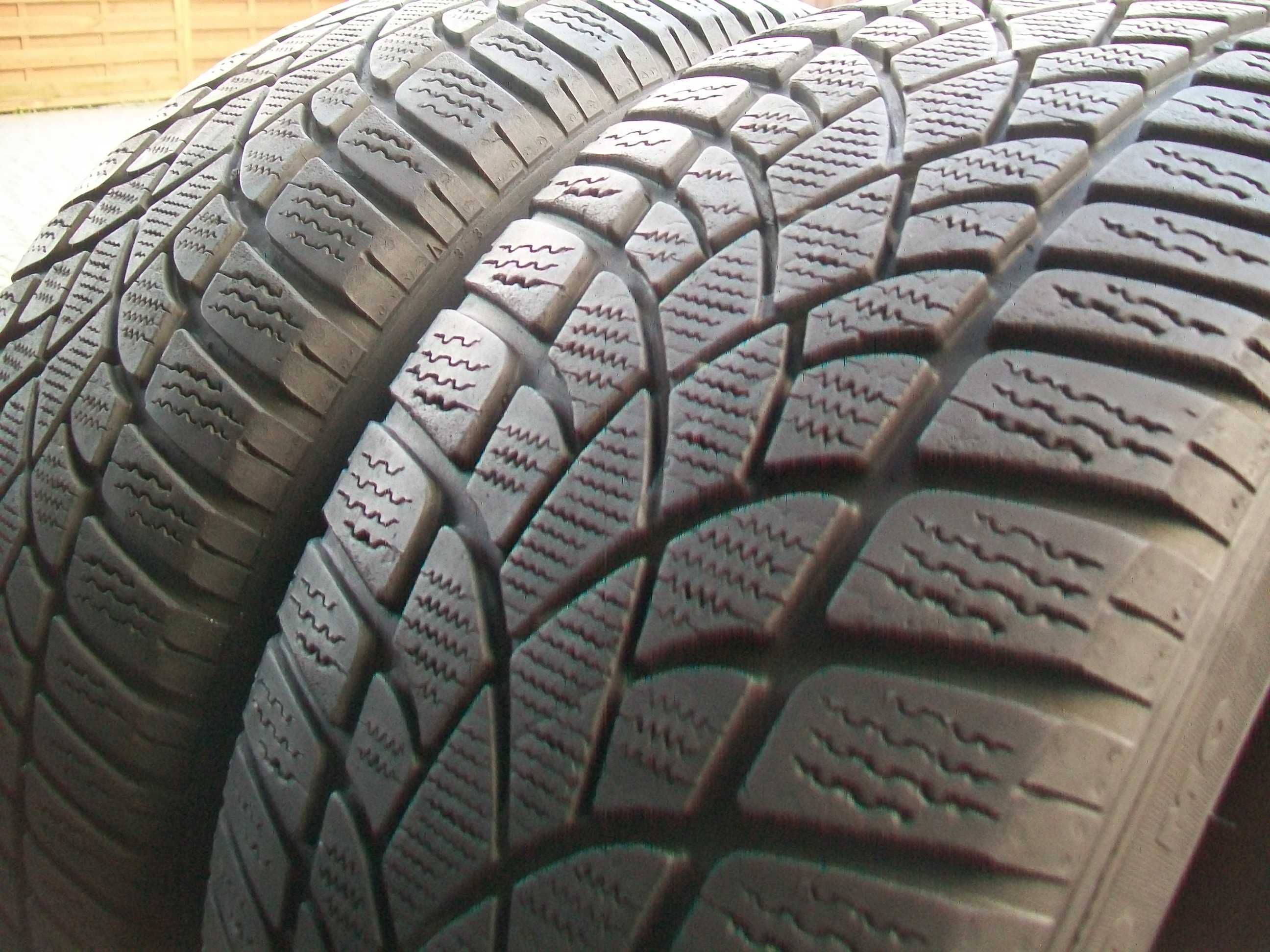Opony Zimowe 215.60.16 Goodyear