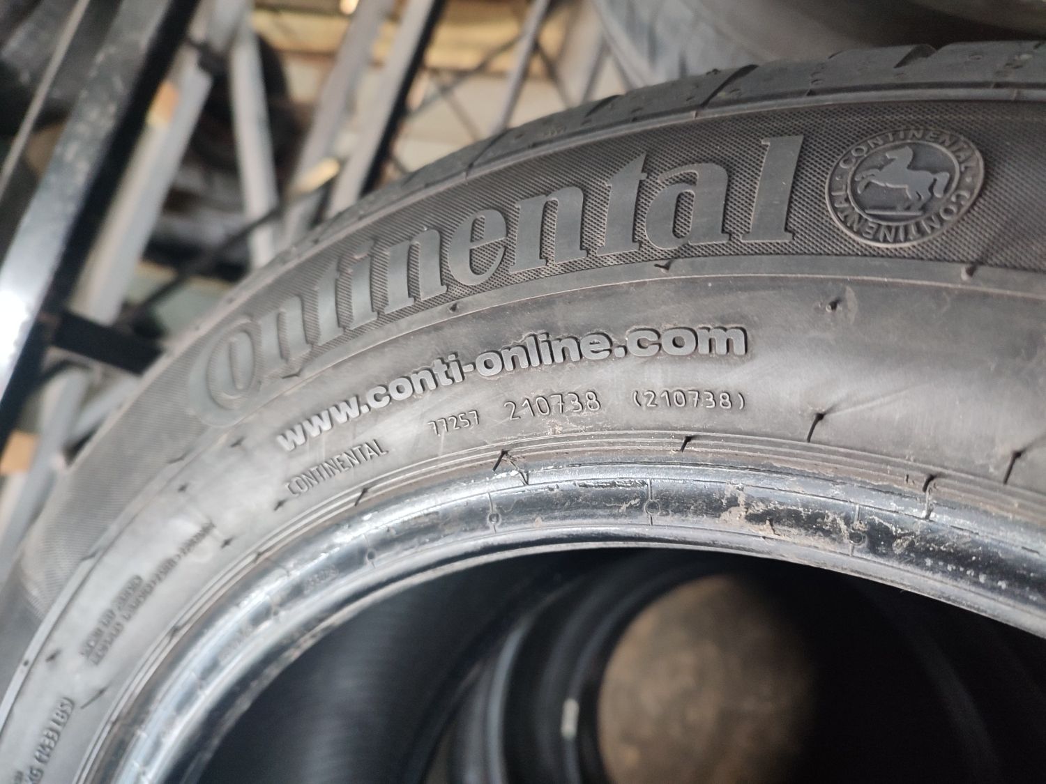 215 55 R16 Continental ContiPremiumContact 2 комплект літо