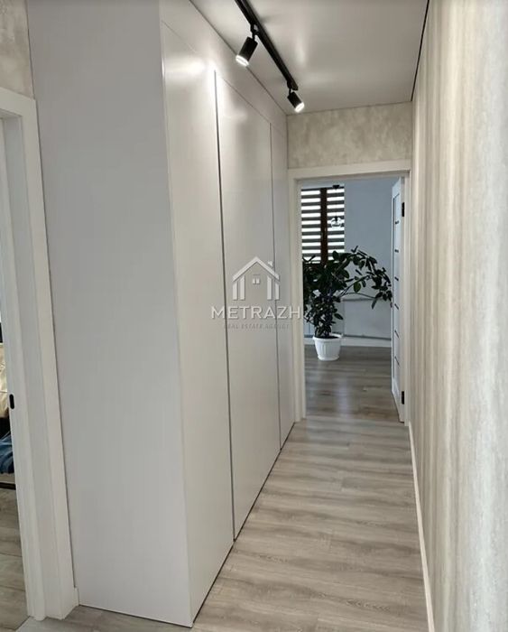Продам шикарну 3х к квартиру , Гагарина,44 ( код 87118)