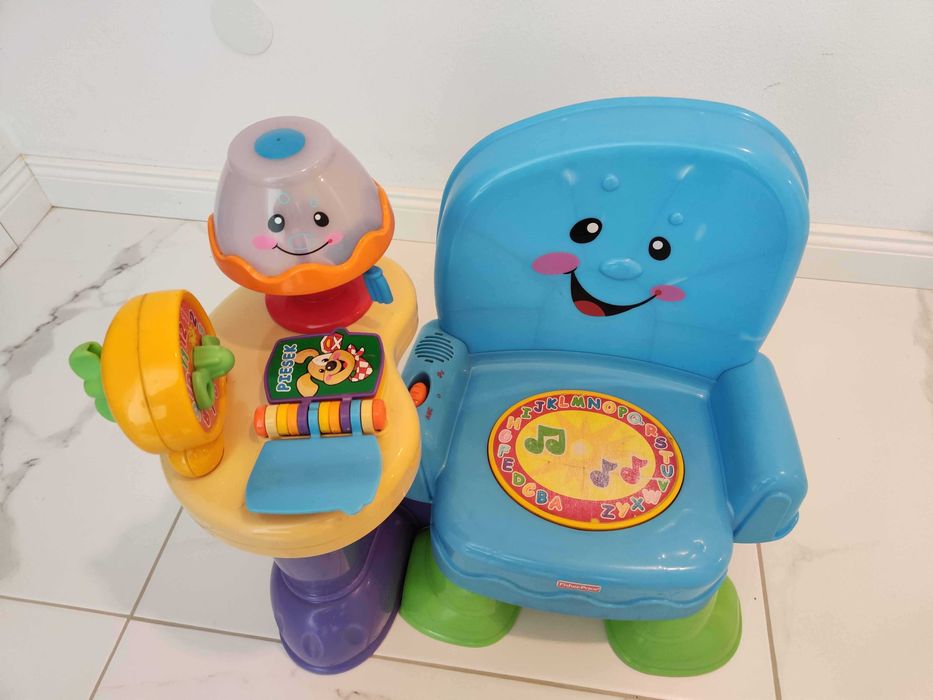Krzesełko uczydełko Fisher Price stolik grające interaktywne