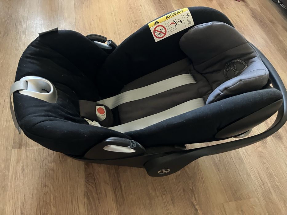 Fotelik Cybex rozkladany