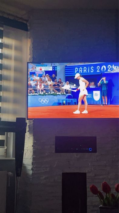 Telewizor Panasonic Viera CS630 o przekątnej 50 cali