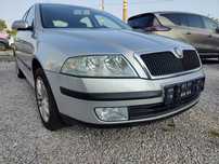 Skoda Octavia_1.6_Kamera Cofania_Nawigacja_Telefon