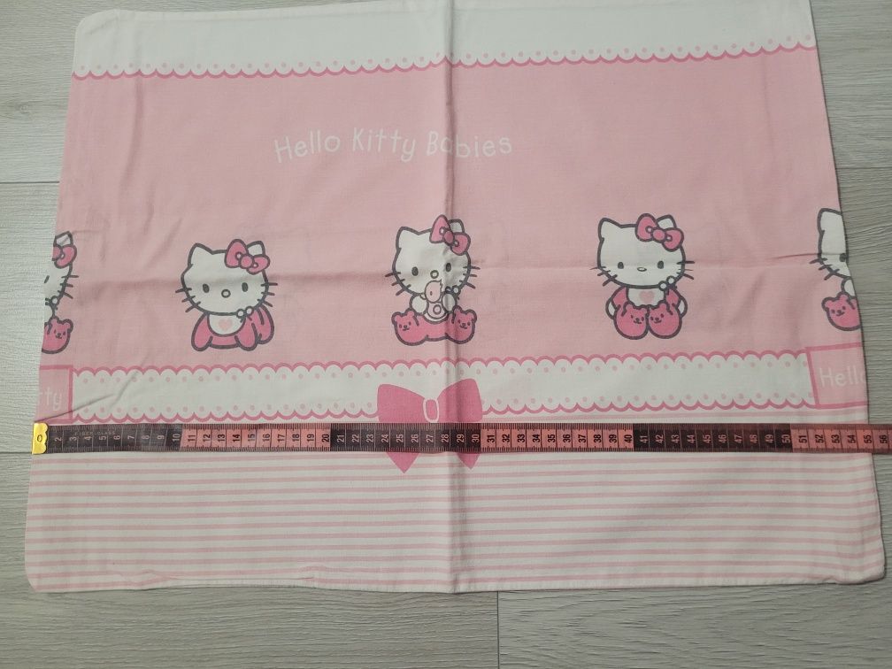 Pościel dla dziewczynki z Hello Kitty.