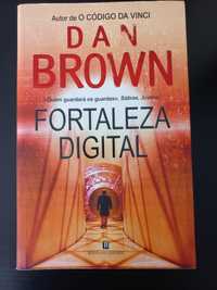 Fortaleza Digital de Dan Brown
Livro de bolso
de Dan Brown