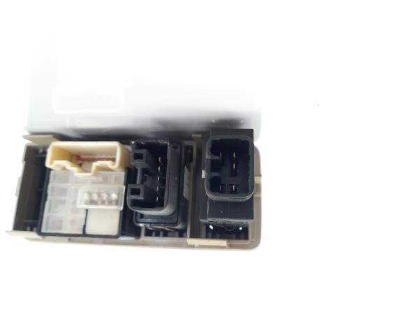 Botão / interruptor trancar portas TOYOTA Avensis Wagon (_T25_)