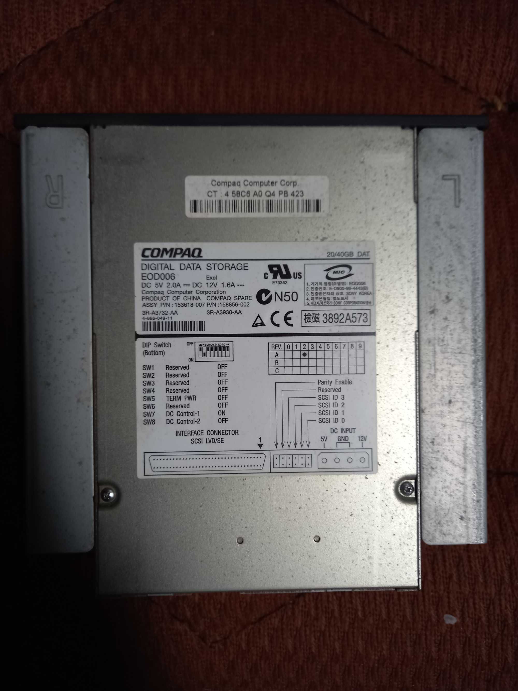 STREAMER COMPAQ 20/40GB  EOD006 scsi 5.25"