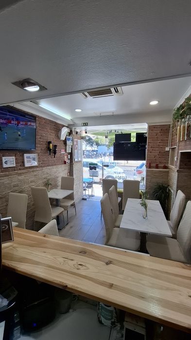 Trespasse de Restaurante em Lisboa. Com Saida de Fumos.