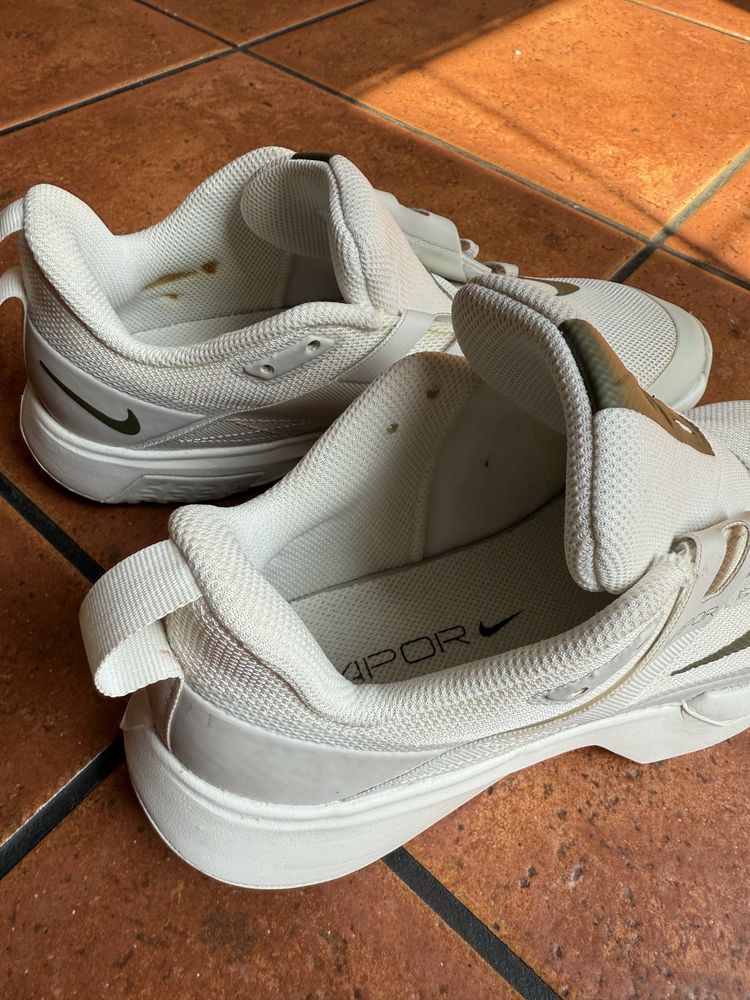 Buty Nike Vapor Lite rozmiar 38 (24cm)