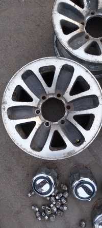 Felgi aluminiowe 15" Pajero 6x139,7