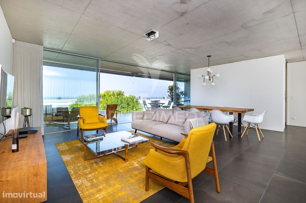 Moradia T3 De Luxo - Moledo (Arrendamento)