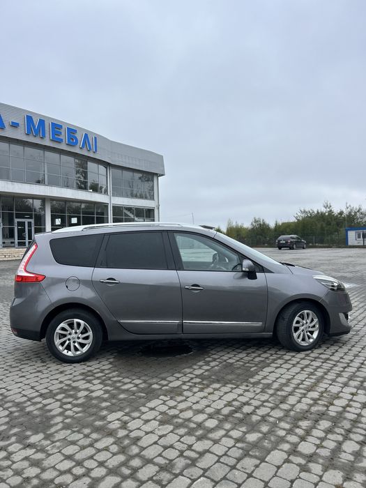 Renault Grand Scenic (Рено Сценік) 2012р. 1.5 Дизель. Автомат.