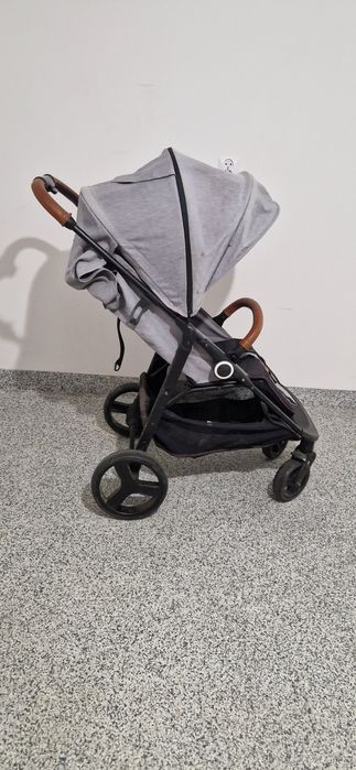 Wózek spacerowy Kinderkraft Grande Plus