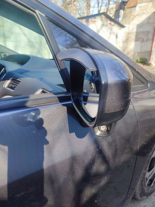 Продам Honda Civic hybrid 2015 г