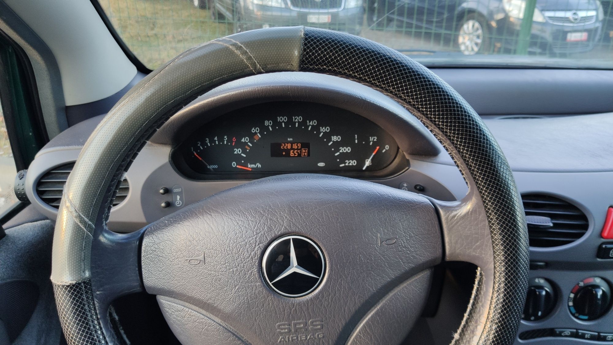 Mercedes-Benz A 160