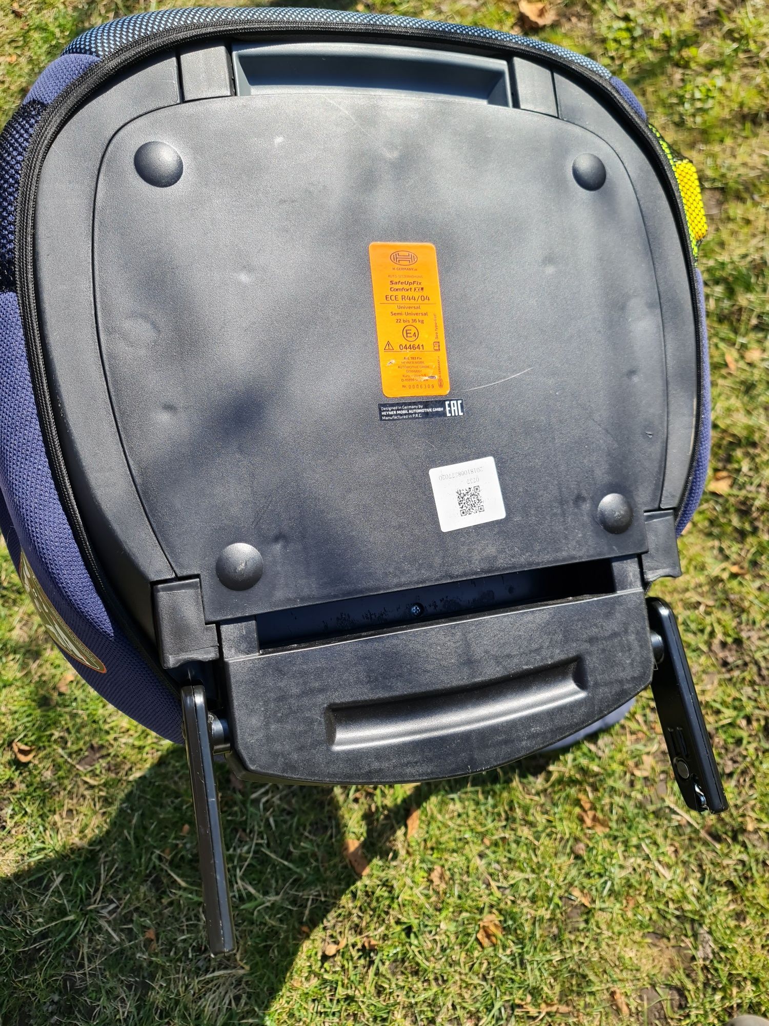 Heyner isofix бустер, автокрісло