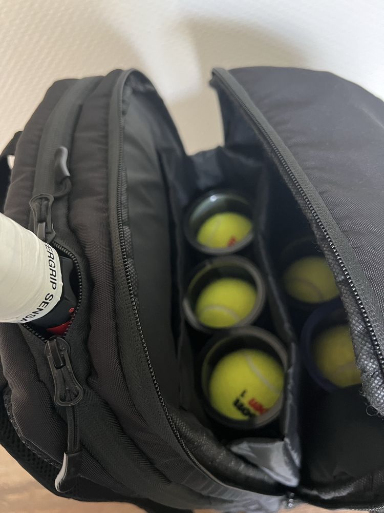 Conjunto Wilson: Raquete Clash 100 U 2 FS19 e Mochila Pro Staff