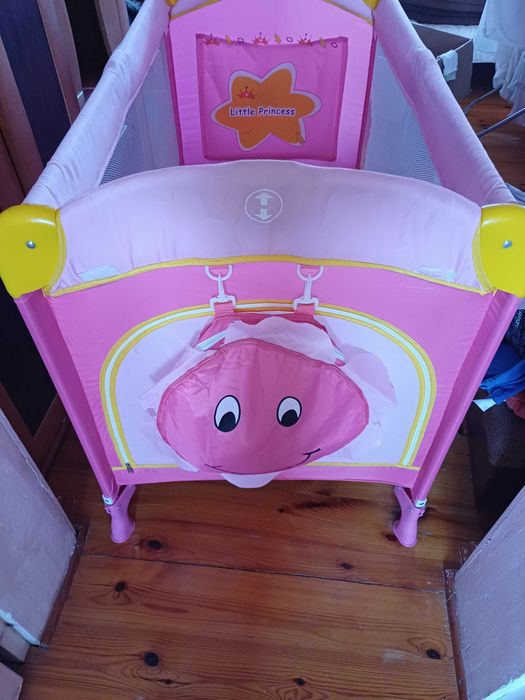 Łóżeczko turystyczne