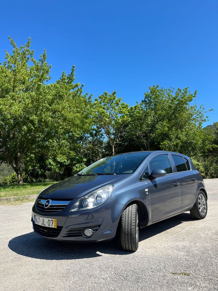 Opel Corsa gasolina