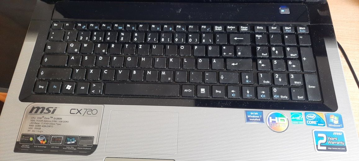 Laptop MSI cx720