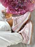 Жіночі кросівки Nike Dunk Low Teddy Bear Pink + додаткові шнурки найк