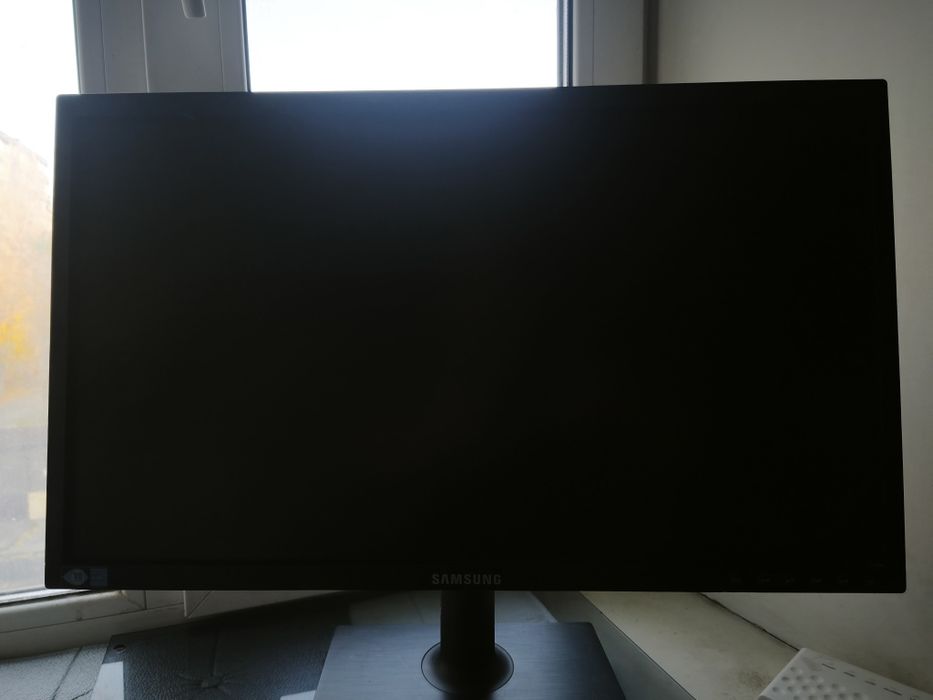монітор Samsung S22C450B