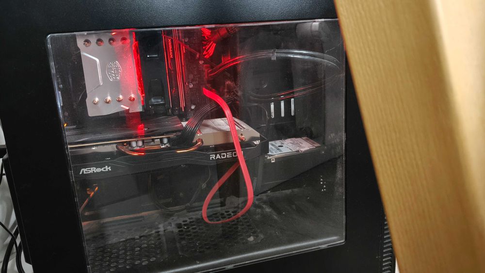 Komputer do gier / pracy – Intel i7-7700 | RX 6600 8GB | 32GB RAM