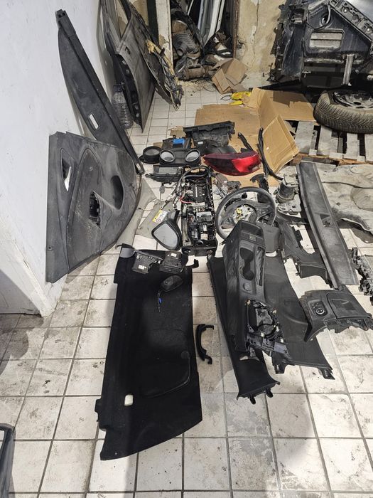 Opel Astra K 2019 - para peças