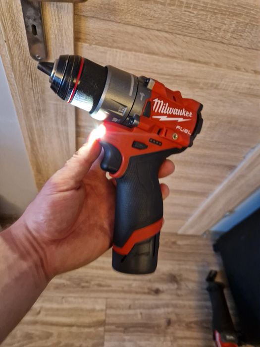 Wkrętarka milwaukee m12 fpd2 (udar) jak nowa