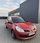 Автомобиль машина renault рено clio 3 2008 1.2