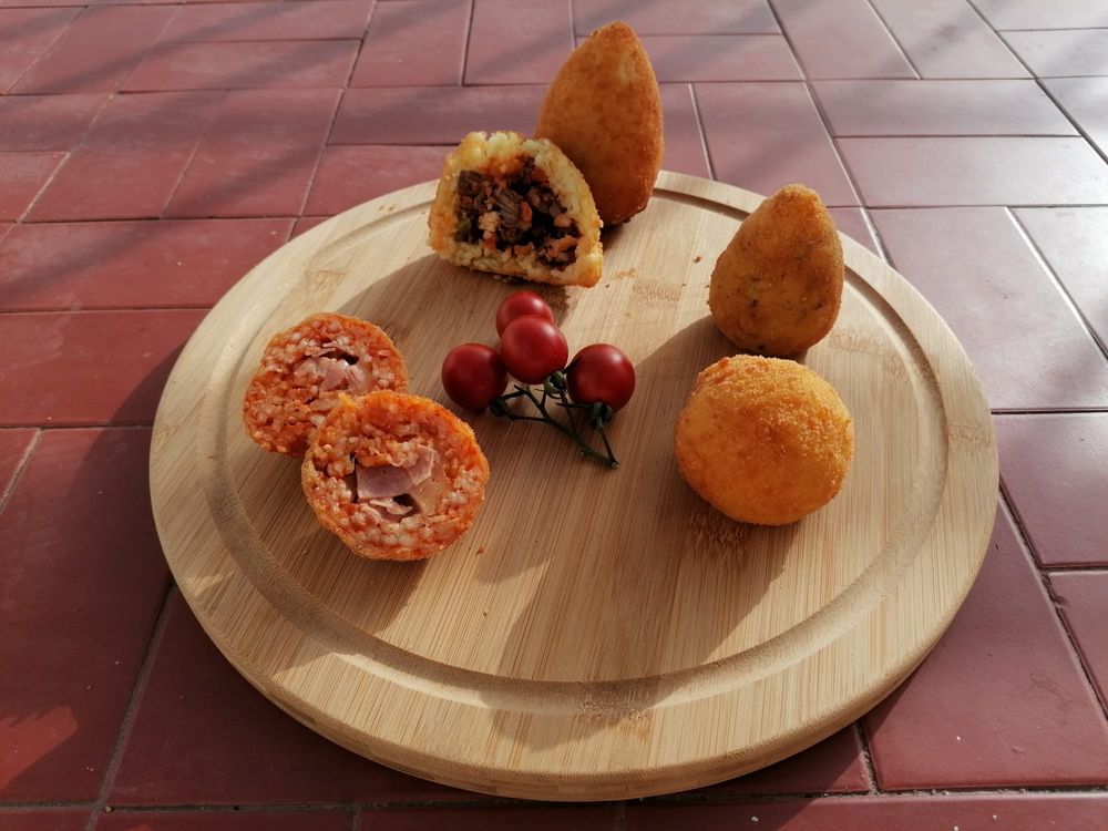 Maquina italiana para fabrico rapido de arancini com varios moldes