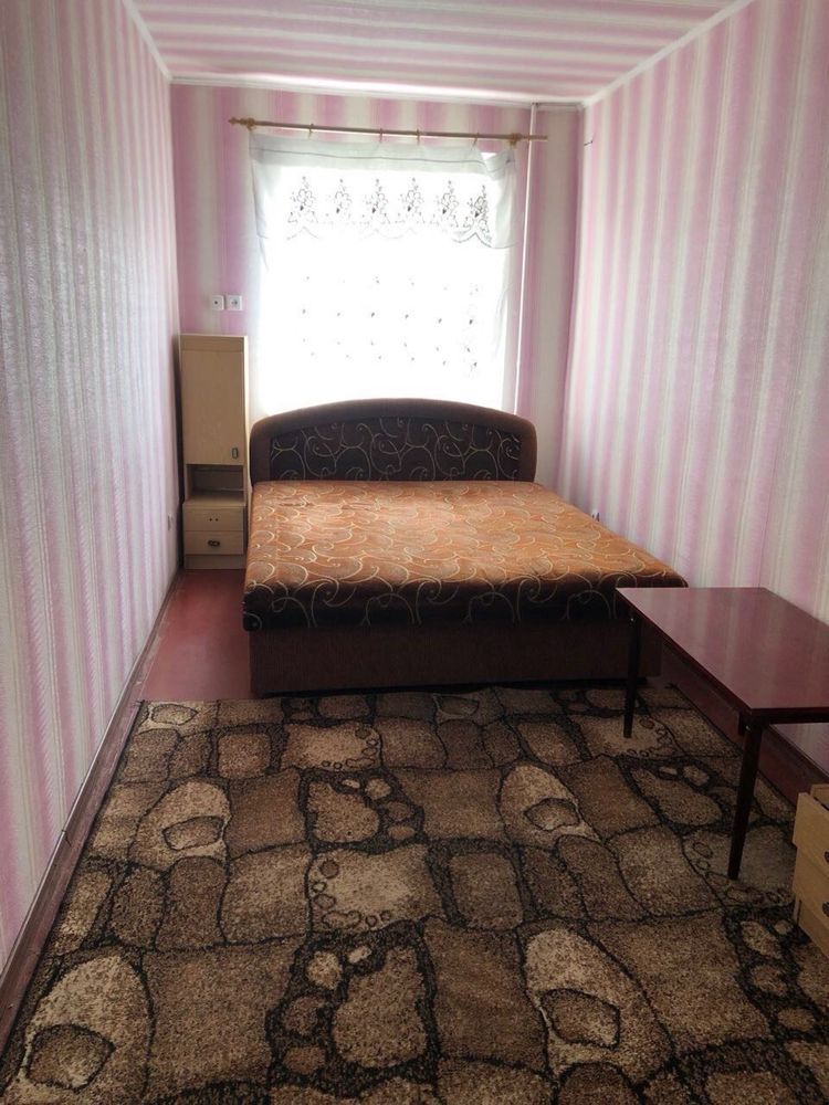 Продам 3- х комнатную квартиру ( пр.Гагарина )