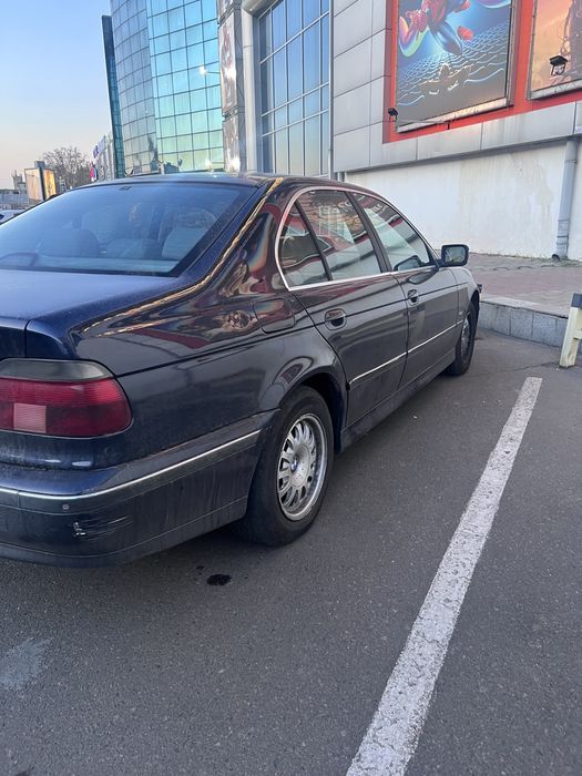 Продам BMW e39.