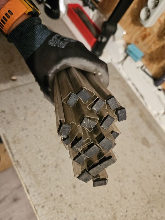 Układ scalony A240D