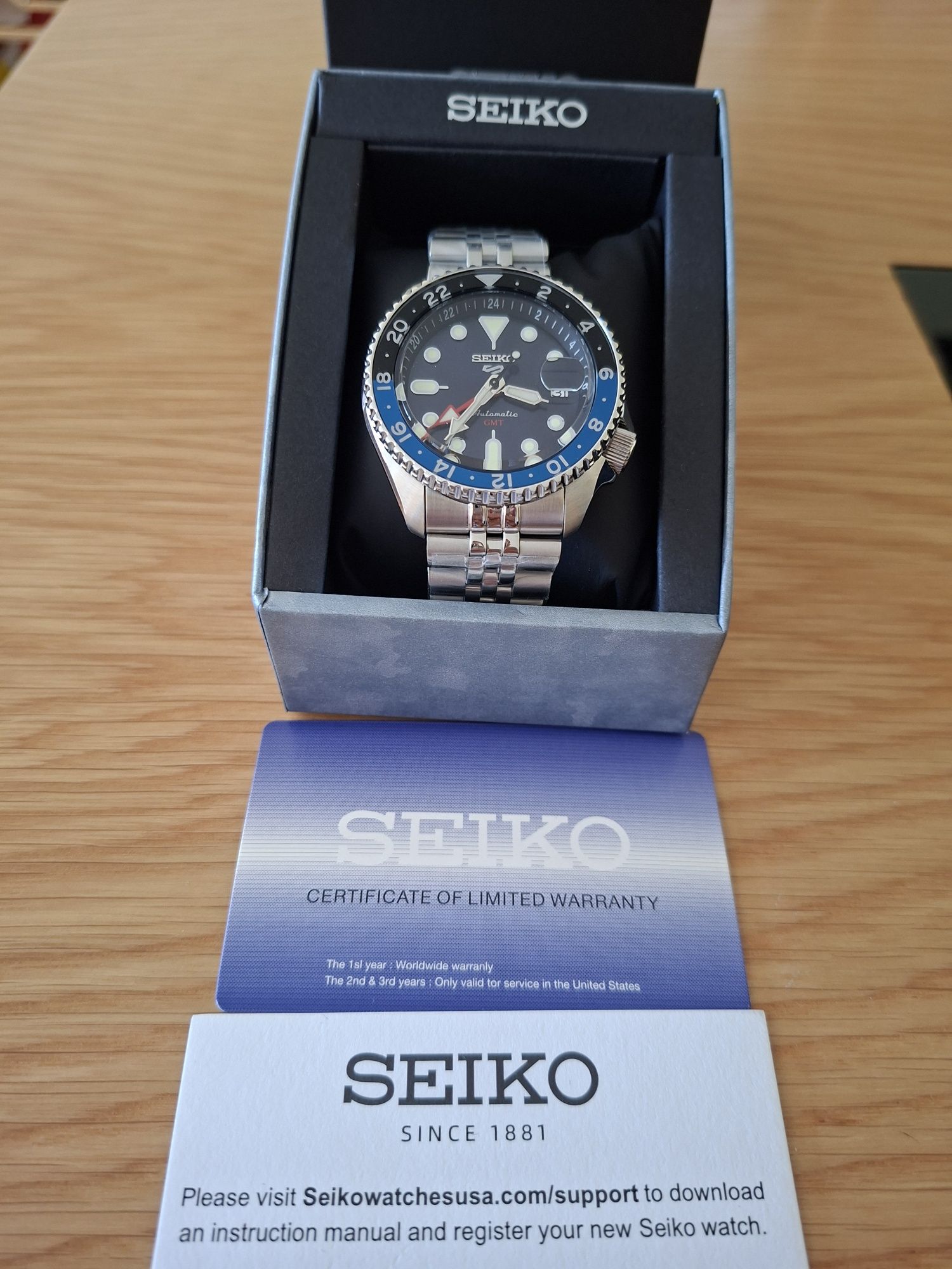 Relógio Seiko  automático 5 Sports Novo