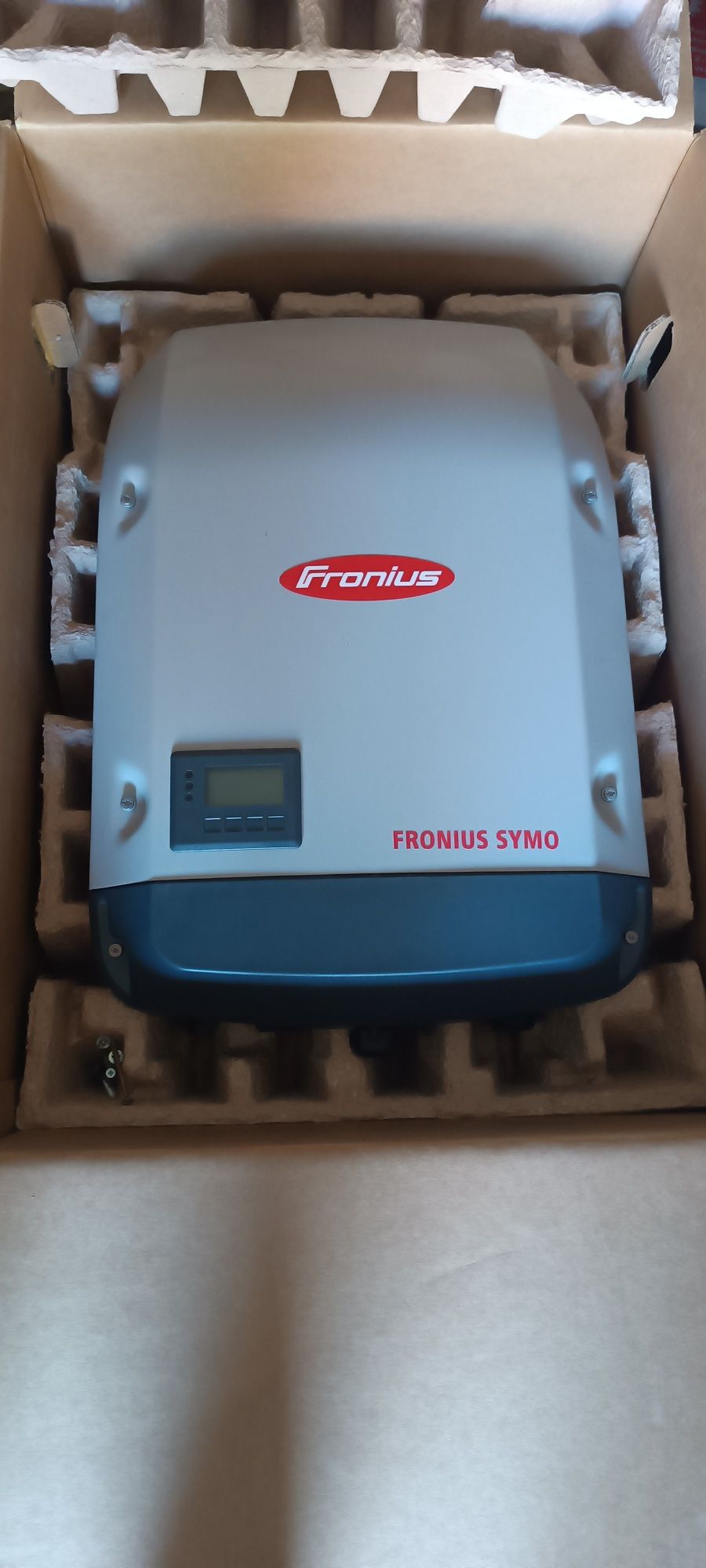 Falownik inwerter Fronius Symo 6.0-3-M z 2021 roku