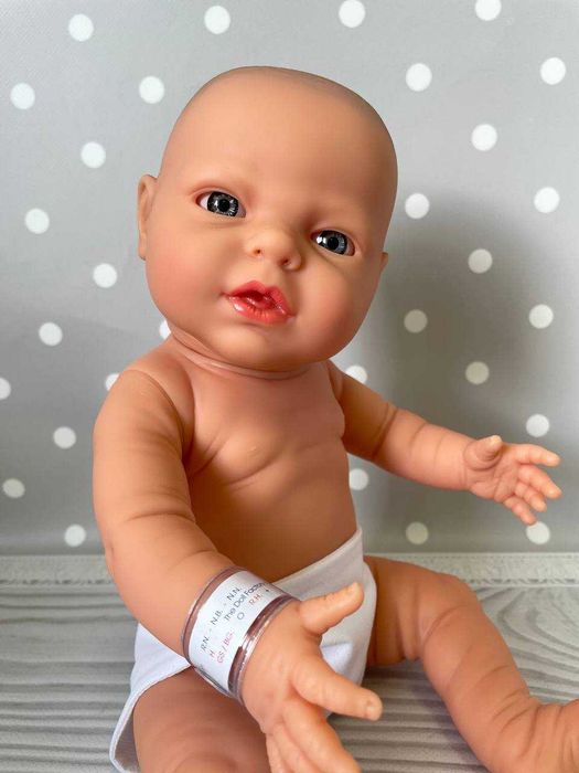 Іспанський пупс реборн дівчинка хлопчик у підгузку Nines d`Onil, 43 см