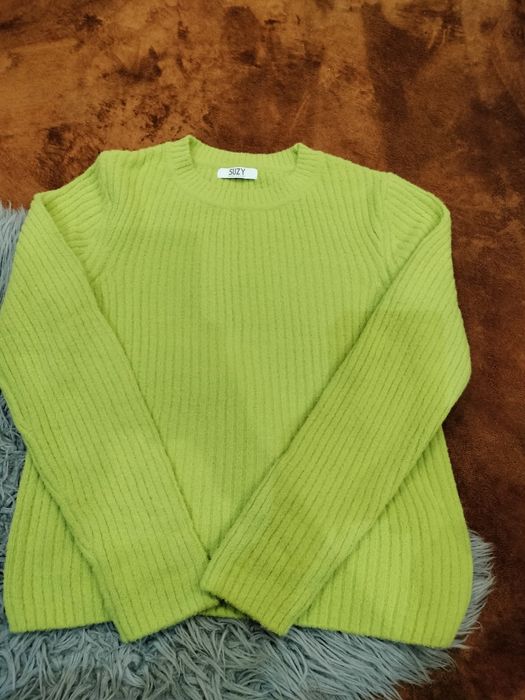 Sweter damski. Nowy. Rozmiar M.