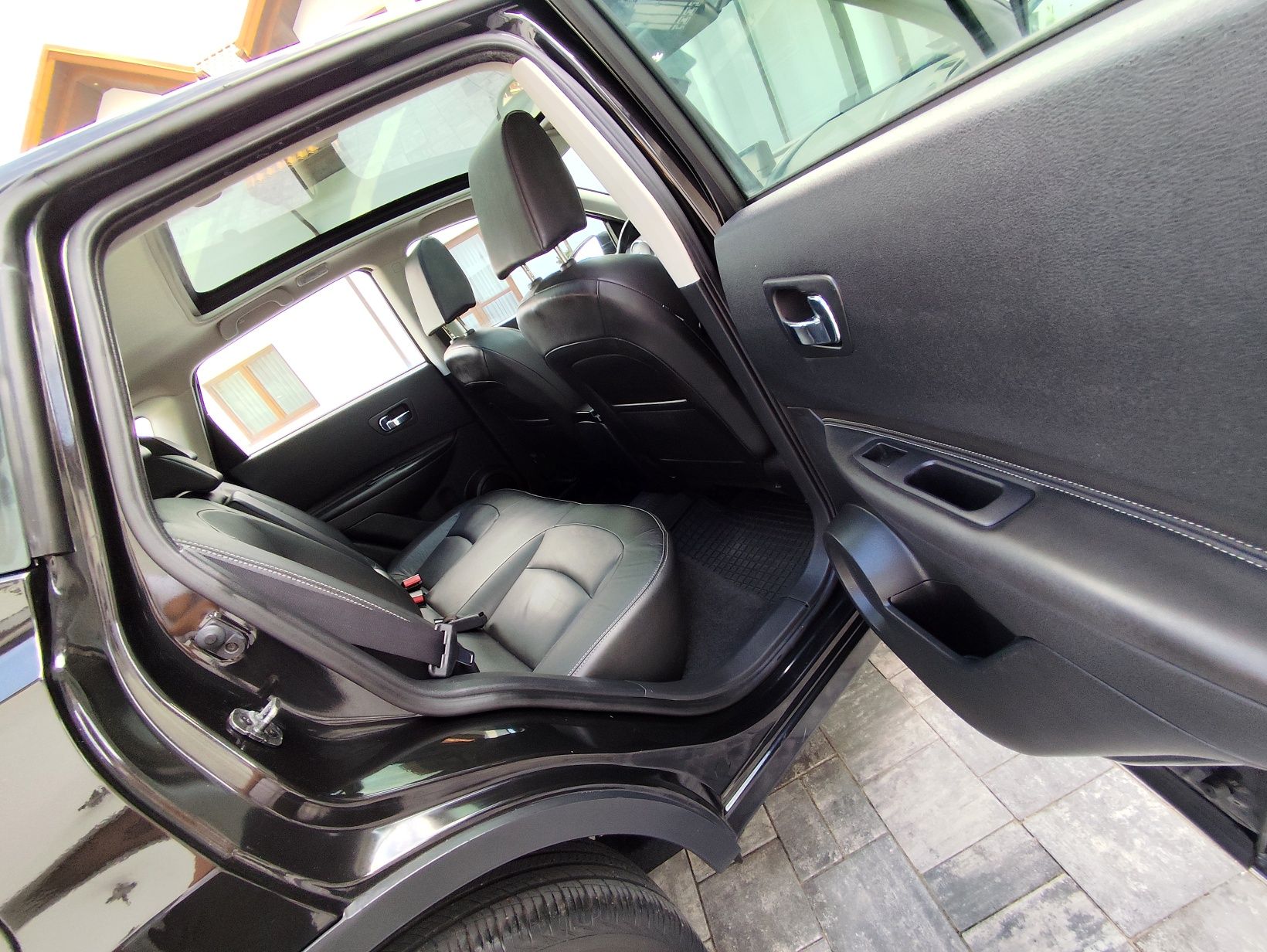 Nissan Qashqai 2.0 Benzynka dobrze wyposażony