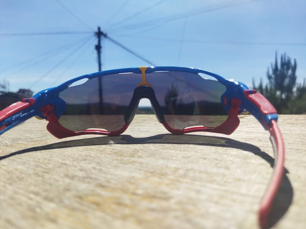 Oculos ciclimo oakley jawbreaker snapback edition ( superman edition)