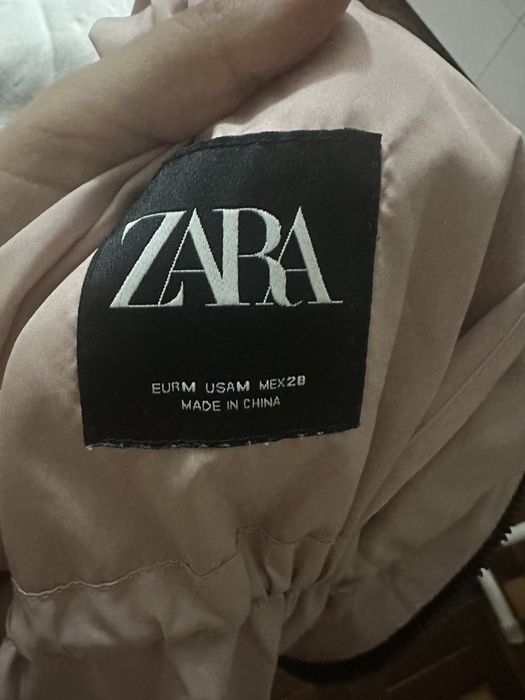 Casaco M Zara tipo capa de chuva