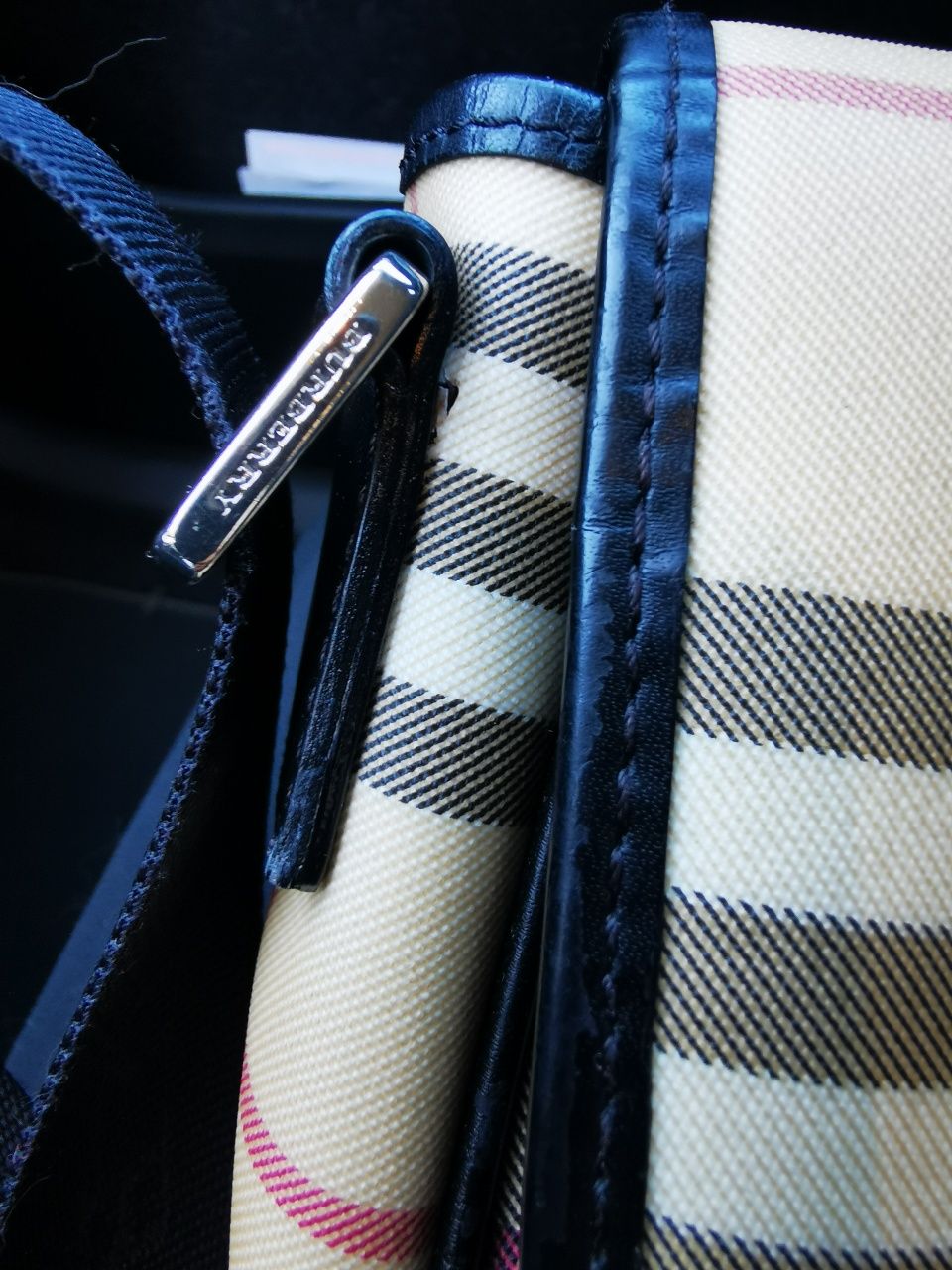 Carteira burberry