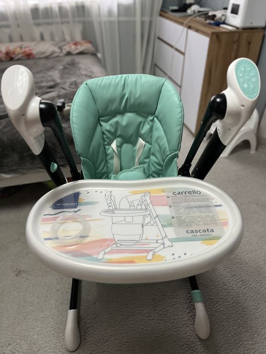 Гойдалка, стільчик для годування  CARRELLO Cascata