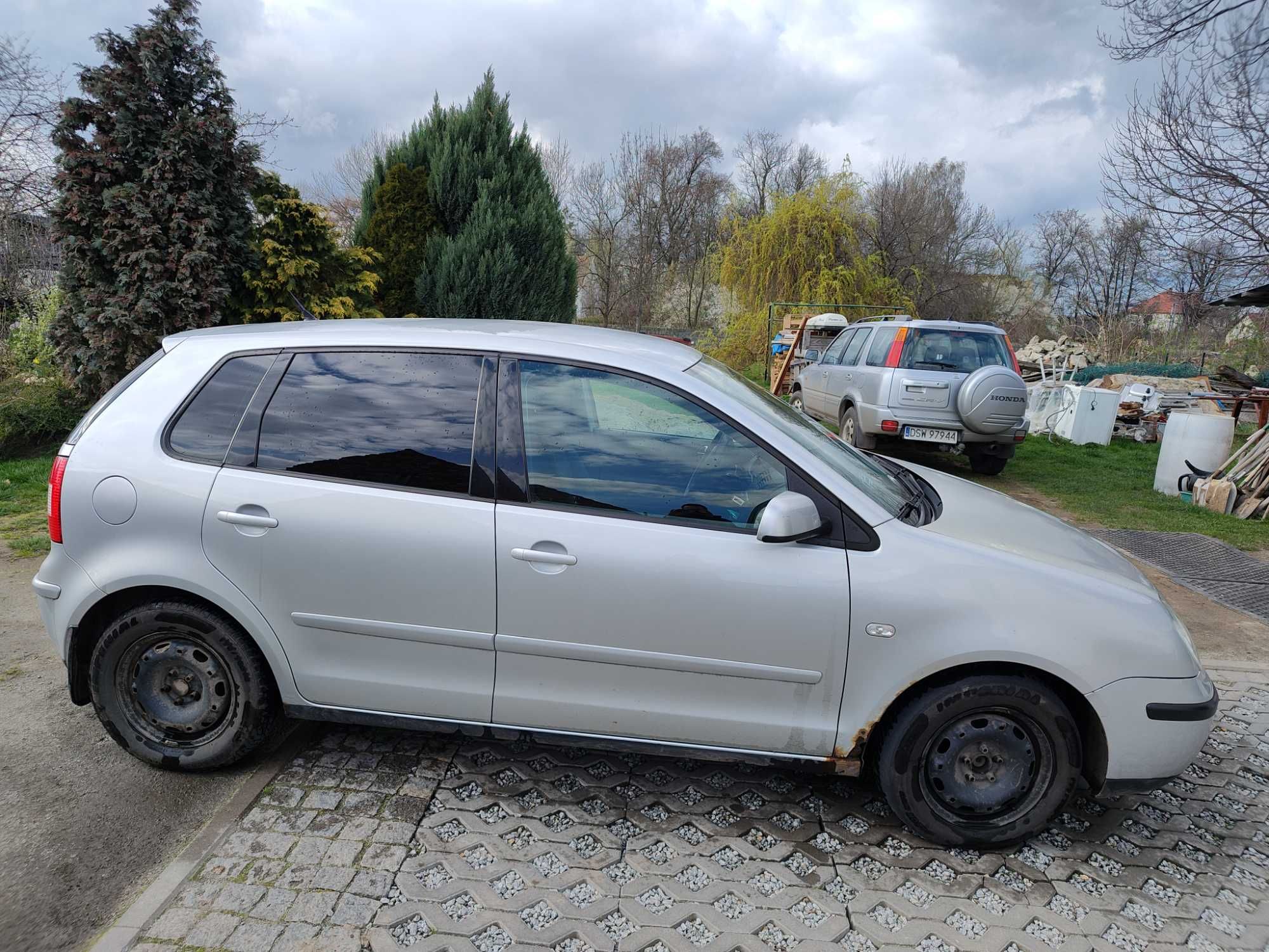 Volkswagen polo rok 2004