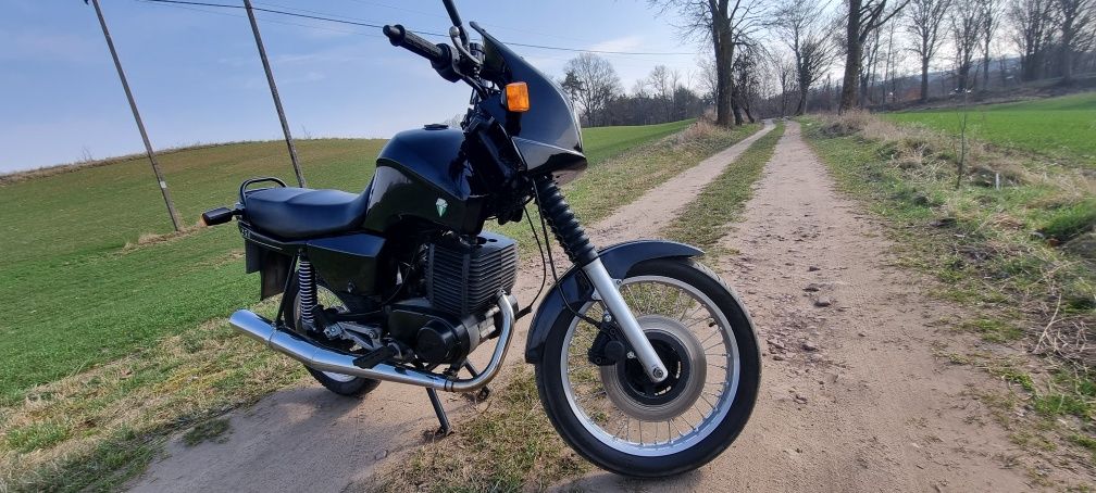 1994 MZ 251 Saxon