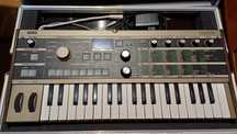 Korg MICRO plus twardy case